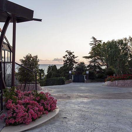 Casa Ferretti Di Ferretti Village Silvi Marina Exterior foto